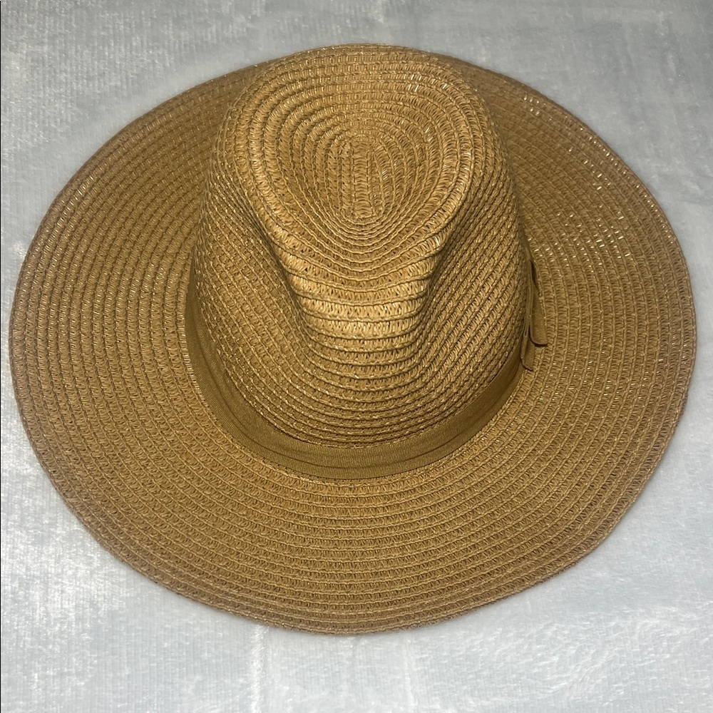 Elegant Tan Hat Size S/M - Picture 1 of 7